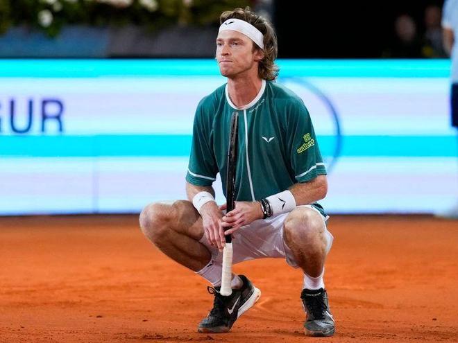 另一方面 另一方面