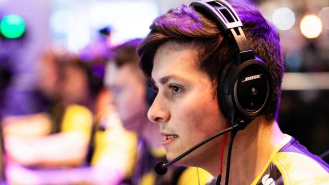 他们遗憾地 他们遗憾地